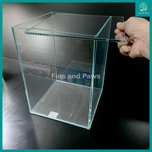 Load image into Gallery viewer, [Crystal] 22x22x30cm Crystal Glass Tank with Removable Fully Covered Glass Lid (Suitable for Terrarium, Plants, Wabi-Kusa, Moss, Opae Ula Shrimp, etc)