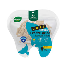 Load image into Gallery viewer, [Happi Skippi] Just Freeze-dried Dental Treats For Cats 30g Chicken &amp; Cranberry Natural Ingredient Remove Tartar Plaque